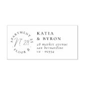 Vloer en huisnummer van het appartement Adres teru Rubberstempel (Afrduk)