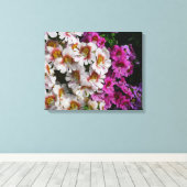 Vloerbeugels Witte roze en Paarse vlinder Canvas Afdruk (Insitu (Houten vloer))