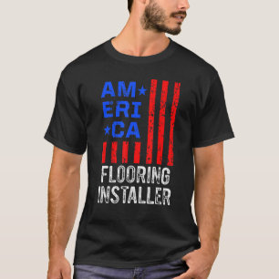 Vloerinstallatie van de drijvende-kommer van de in t-shirt