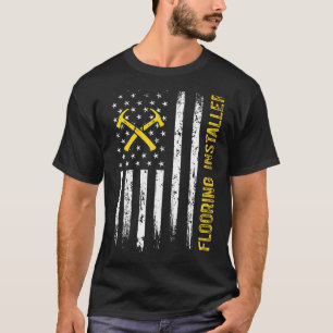 Vloerinstallatie van de drijvende-kommer van de in t-shirt