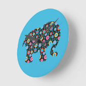 Vloerpatroonolifant op blauw ronde klok (Hoek)