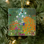 Vloertuin | Gustav Klimt Keramisch Ornament<br><div class="desc">Bloementuin (1905-1907) van de Oostenrijks kunstenaar Gustav Klimt is een levendig meesterwerk van de vroege 20e-eeuwse kunst. Deze weelderige, impressionistische scene barst van de kleurrijke bloesems in een betoverend tapijt van natuur, dat de decoratieve stijl van Klimt en de liefde voor bloemmotieven weerspiegelt. De rijke texturen en ingewikkelde details van...</div>
