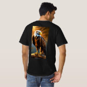 "Vlucht van de Majestic Eagle T-shirt" T-shirt (Achterkant volledig)