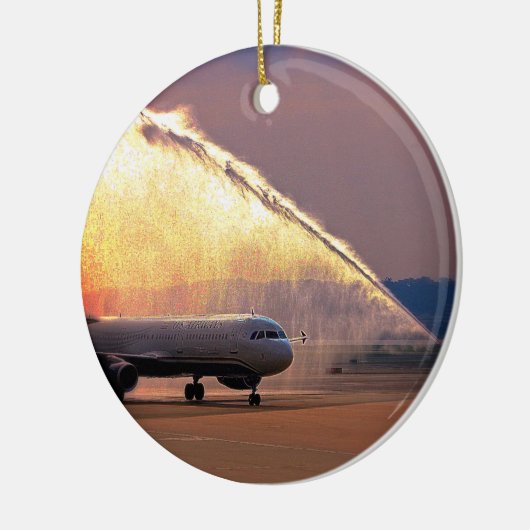 Vluchtversiering van het waterkanon keramisch ornament (Links)