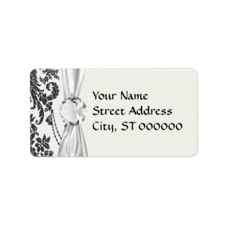 vochtige rozen wit en zwart etiket