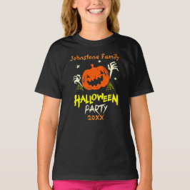 Voeg de Familienaam van het Jaar Halloween Partij  T-shirt