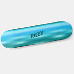 Voeg de Initialen van de Naam toe, Licht Blauw bor Persoonlijk Skateboard<br><div class="desc">Voeg om het even welke naam of initialen toe u op dit geweldige ontwerp wilt - zie mijn opslag voor veel meer gepersonaliseerde skateboard design en Skateboard T-Shirts,  Hoodies,  Backpacks,  Blankets en meer.</div>