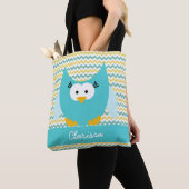 Voeg de naam Chevron Stripe met Owl toe Tote Bag (Dichtbij)