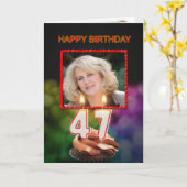 Voeg een afbeelding toe, 47th Birthday met taart e Kaart (Gele Bloem)