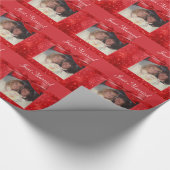 Voeg een foto-Ruby Red Snowflakes Sparkle plus tek Cadeaupapier (Hoek)