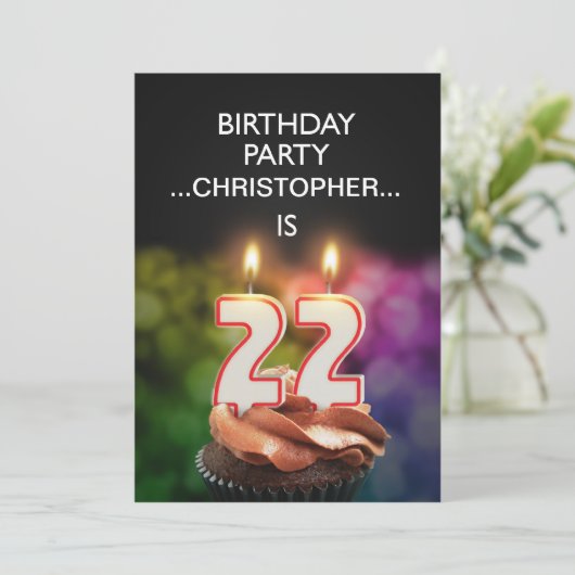Voeg een naam toe, 22e verjaardag Uitnodiging (Staand voorkant)