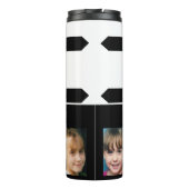 Voeg een naamfoto's toe initiaal zwart-wit thermosbeker (Achterkant)