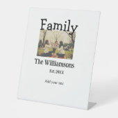 Voeg familienaam foto jaar rustieke  sjabloon reclamebord met voetstuk (Voorkant)