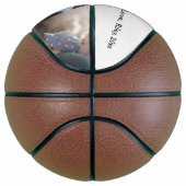 Voeg het kunstwerk van uw kind toe aan dit basketbal (Rechts)