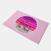 Voeg het Onthaal van de Naam aan haar Shed Pink Re Deurmat (Schuin)