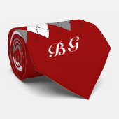 Voeg Initialen Stijlvolle Rode Grijze Argyle Neckt Stropdas (Opgerold)