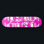 Voeg je eigen aangepaste naam aan aangepast Hot Pi Persoonlijk Skateboard<br><div class="desc">Voeg Uw Eigen Aangepaste Naam van de Douane toe de eigenschappen van het Skateboard uw gepersonaliseerde naam in moderne witte typografie op een eenvoudige hete roze achtergrond. Personaliseer door de tekst in het verstrekte tekstvakje uit te geven. Geef een aangepast geschenk, een gepersonaliseerd skateboard aan je favoriete skateboarder voor Kerstmis,...</div>