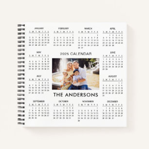 Voeg je eigen familiefoto 2025 kalender toe notitieboek