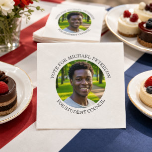 Voeg je eigen foto en verkiezingscampagne titel to servet
