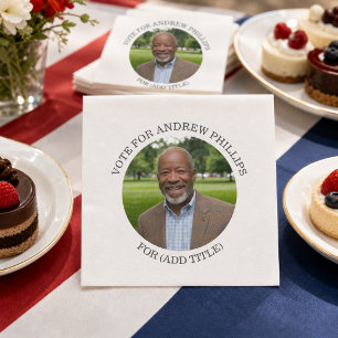 Voeg je eigen foto en verkiezingscampagne titel to servet
