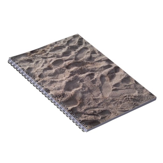 Voeg je eigen tekst toe, schrijf in zand, zonnig s notitieboek (Rechterzijde)