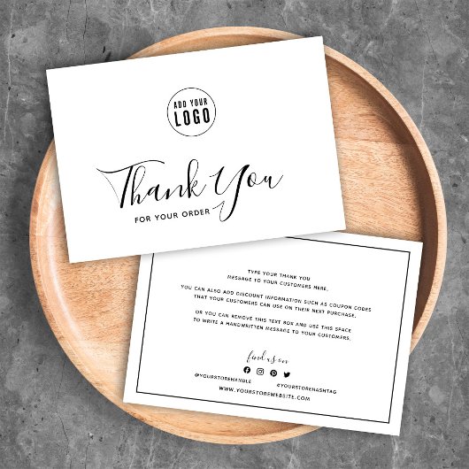 Voeg je Logo zwarte rand en witte dank toe