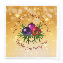 Voeg kerstmis met naam toe op Gold Dinner Paper