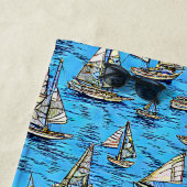 Voeg Naam, Abstracte het Knippen Boats op Blauwe Z Strandlaken (In situ)