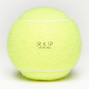 Voeg naam koppel monogram toe datum jaar huwelijks tennisballen