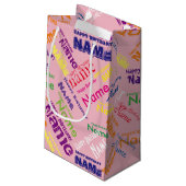 Voeg naam toe, Happy Birthday Small Gift Bag Klein Cadeauzakje (Achterkant Gekanteld)
