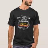 Voeg naam toe, zijn auto foto, tekst, het leven is t-shirt (Voorkant)