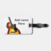 Voeg u tekst toe met een bruine akoestische gitaar bagagelabel (Achterkant horizontaal)