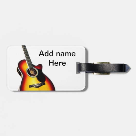 Voeg u tekst toe met een bruine akoestische gitaar bagagelabel (Achterkant horizontaal)