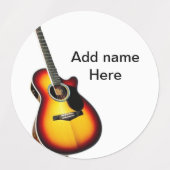 Voeg u tekst toe met een bruine akoestische gitaar labels (Design 2)