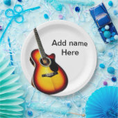 Voeg u tekst toe met een bruine akoestische gitaar papieren bordje (Feest)