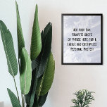 Voeg uw aangepast citaat wit marmer Dusty Blue toe Poster<br><div class="desc">De achtergrond is bedekt in grafisch die wit marmer met transparante ruimten simuleert die uw gekozen kleurenshow door laten! Verander de achtergrond van het ontwerp in om het even welke kleur u voor een uniek effect houdt van. Over de textuur, werd een gebied van de sjabloon toegevoegd voor jouw tekst....</div>