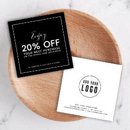 Voeg uw bewerkbare kleur aan de witte rand van het kortingskaartje