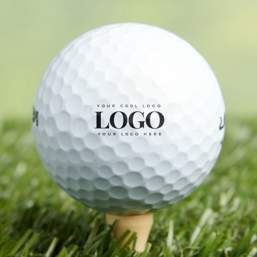 Voeg uw eenvoudige minimalistische Logo uit uw rec Golfballen
