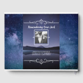 Voeg uw eigen foto Memorial Service Night Sky toe Gastenboek (Achterkant)