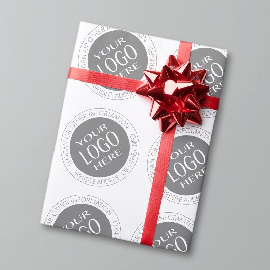 Voeg uw eigen Logo en circulaire tekst toe Cadeaupapier