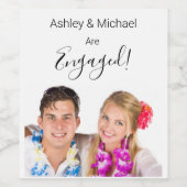 Voeg uw foto verlovingsfeest toe wijn etiket (Enkel label)