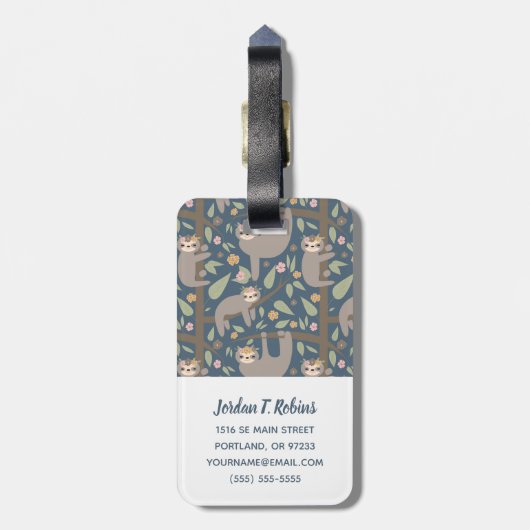 Voeg uw Initiaal toe | Cute Floral Sloth Pattern Bagagelabel (Achterkant verticaal)