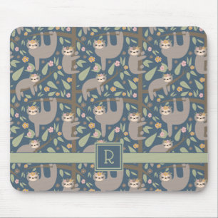 Voeg uw Initiaal toe Cute Floral Sloth Pattern Muismat