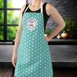 Voeg uw Logo bakken koken Schort<br><div class="desc">Ontdek de charme van ons schort op maat. Uniek ontworpen met een levendige blauwgroen achtergrond en een polka dot-patroon, dit schort is echt uniek. Pas de kleur aan uw persoonlijke stijl aan of match uw keukeninrichting en maak het uw eigen met uw logo. Dit schort is niet alleen een keukenaccessoire,...</div>