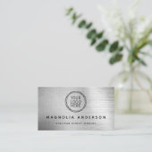 Voeg uw Logo Eenvoudige Zilvergeborsteld Metaal to Visitekaartje (Staand voorkant)