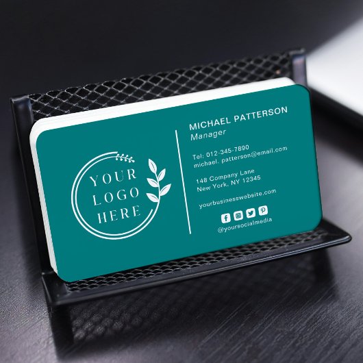 Voeg uw Logo sociale media QR Code Corporate toe Visitekaartje