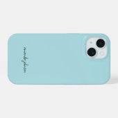 Voeg uw volledige naam minimale monogram lichtblau iPhone 15 case (Achterkant horizontaal)