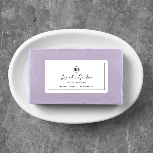 Voeg uw zwarte-randproductlabels toe aan uw Logo Etiket