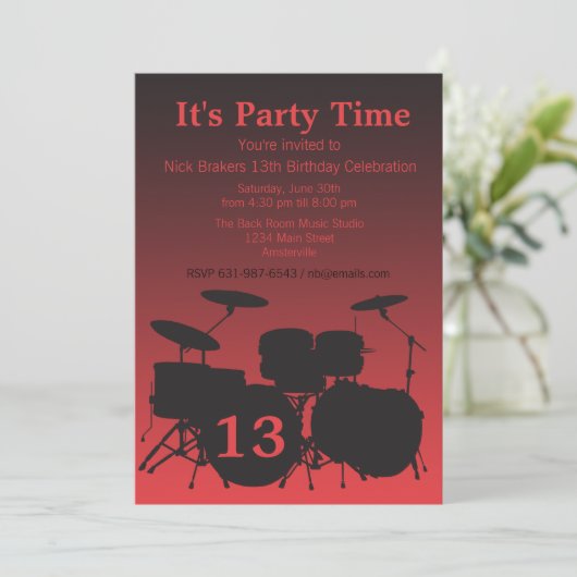 Voel de Beat Drum Uitnodiging (Staand voorkant)