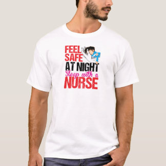 Voel je 's nachts veilig met een verpleegster, ver t-shirt